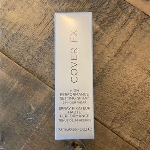 Cover FX High Performance Setting spray